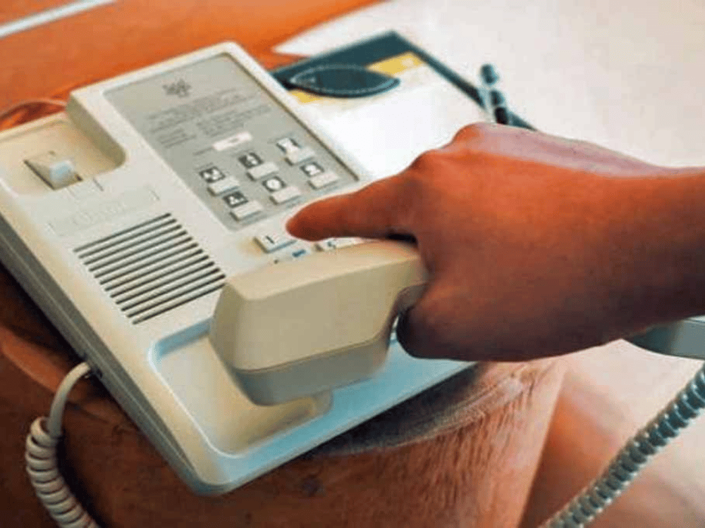 Chắc chắn rằng điện thoại trong phòng hoạt động